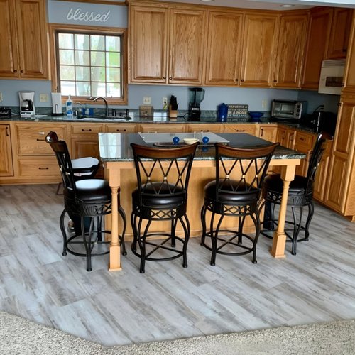Custom Installation of Mannington Adura Vinyl in a Shelbyville home