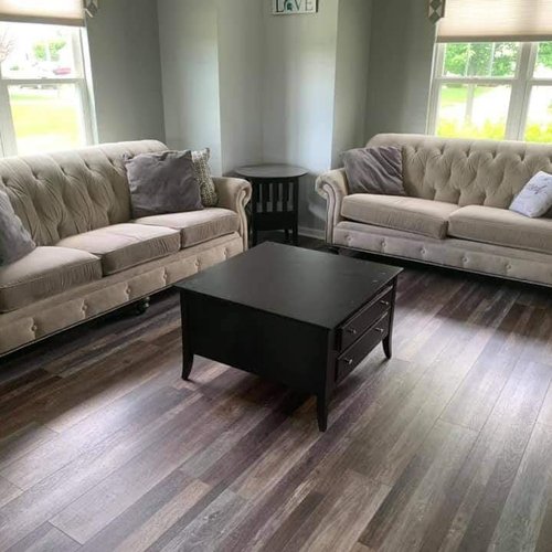 Vinyl plank flooring in Wayland, MI from Absolute Floor Covering